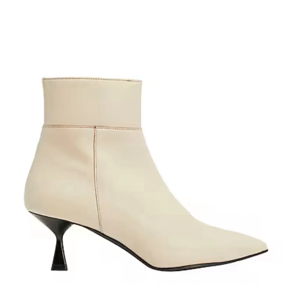 8 by YOOX
LEATHER SPOOL HEEL ANKLE BOOTS 7M NWT - Picture 4 of 7